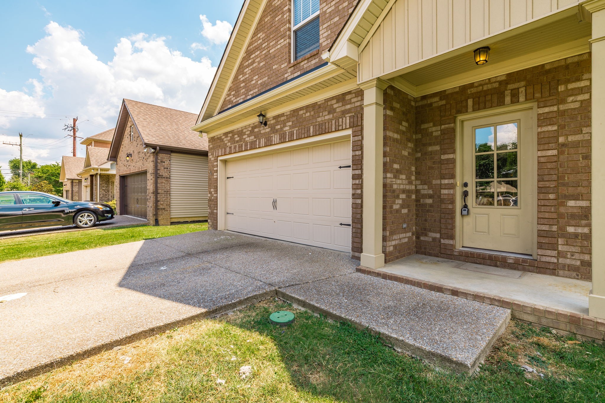 231 Donna Dr