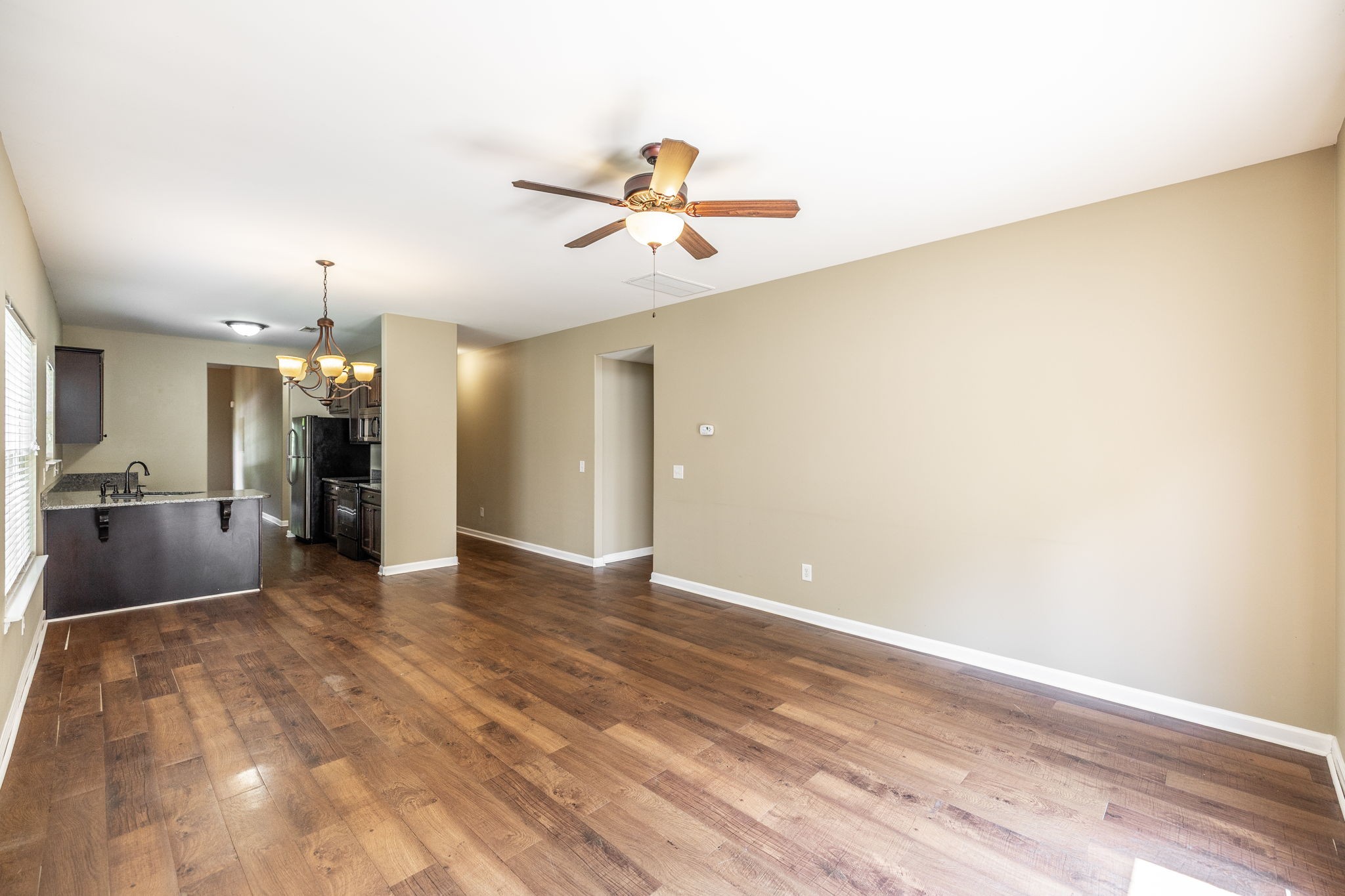 231 Donna Dr