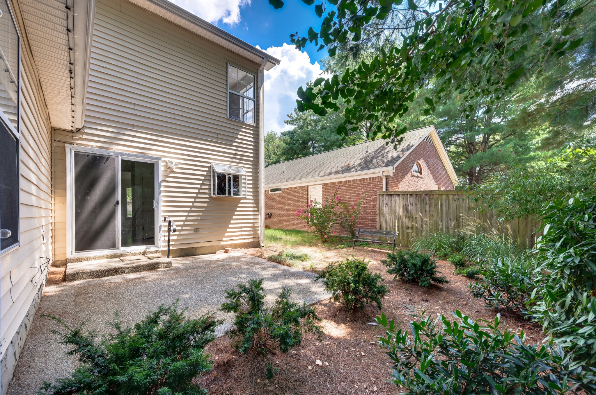 913 Idlewild Ct
