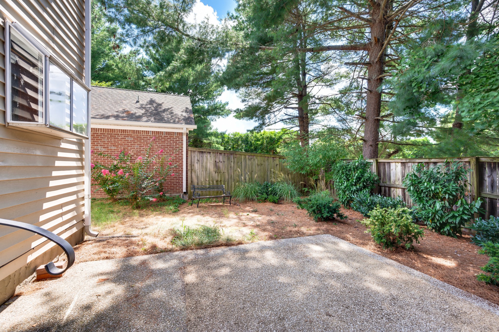 913 Idlewild Ct