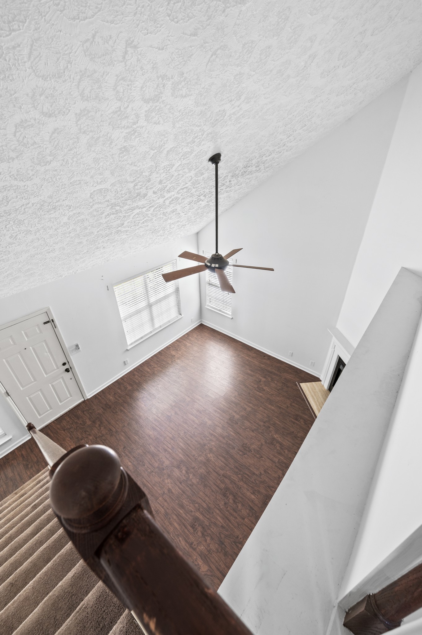 913 Idlewild Ct