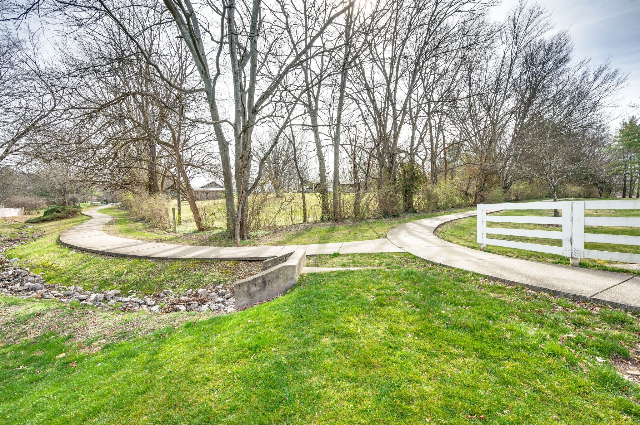 913 Idlewild Ct