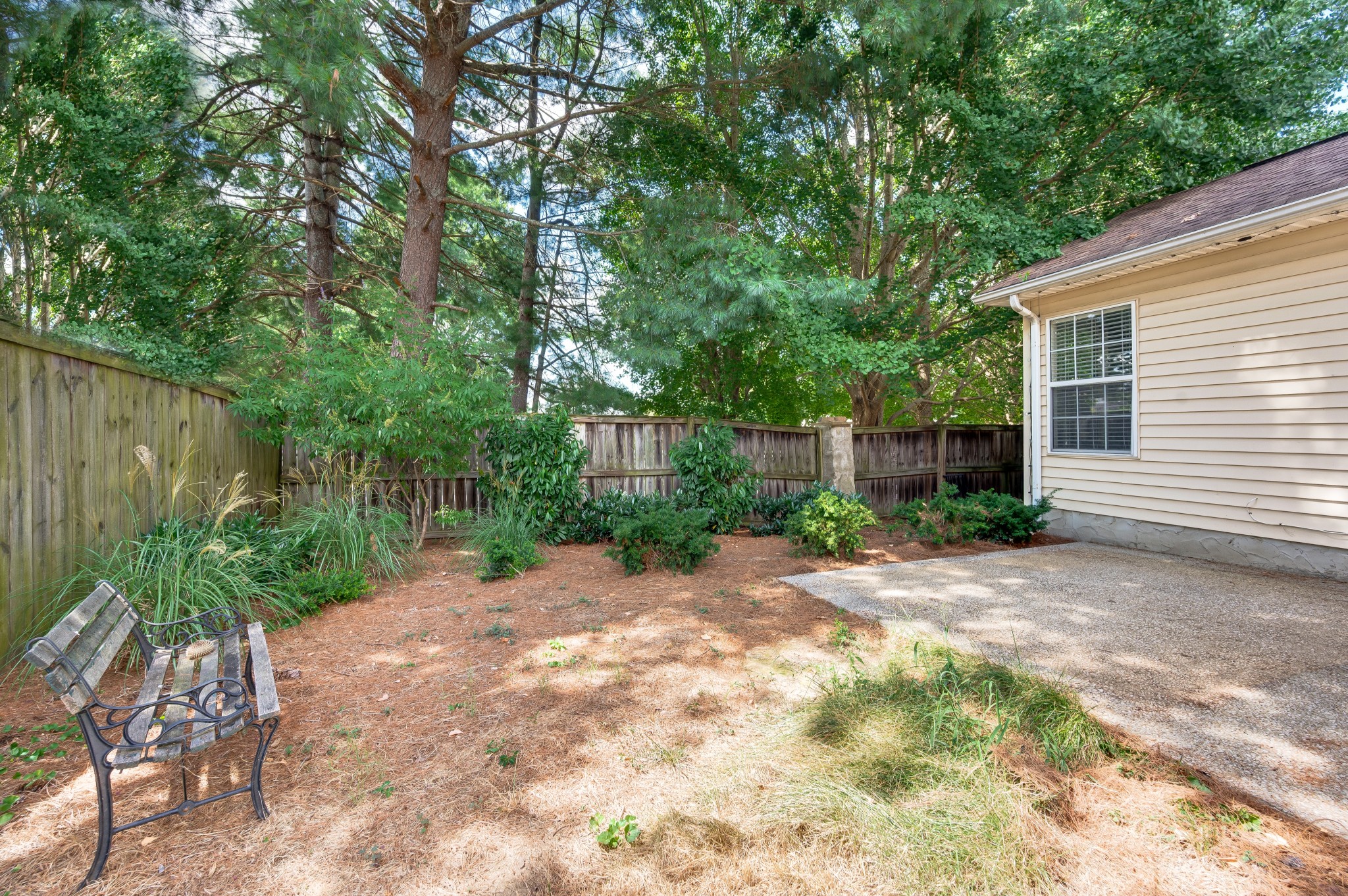 913 Idlewild Ct