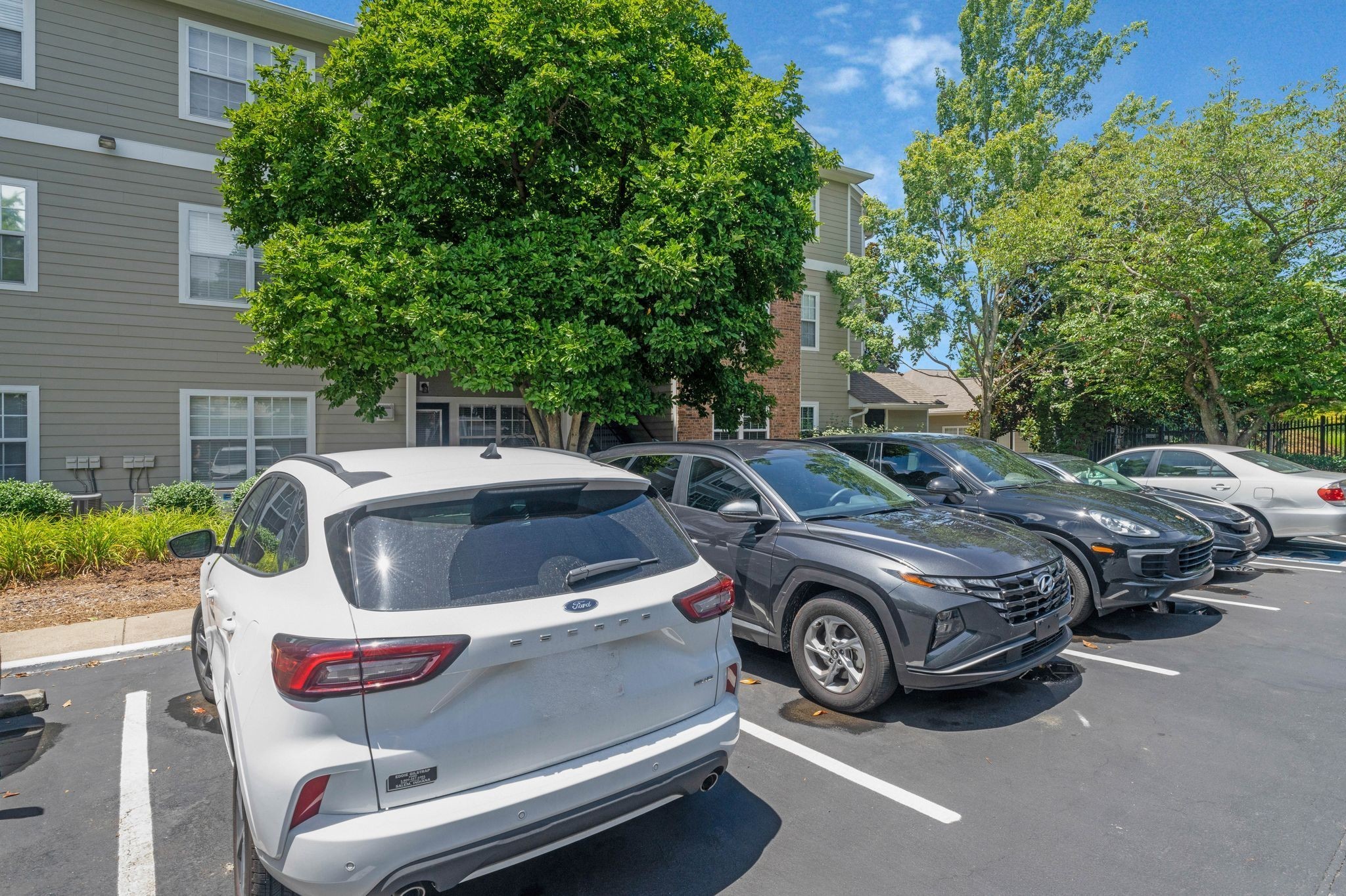 2025 Woodmont Boulevard Unit: 109