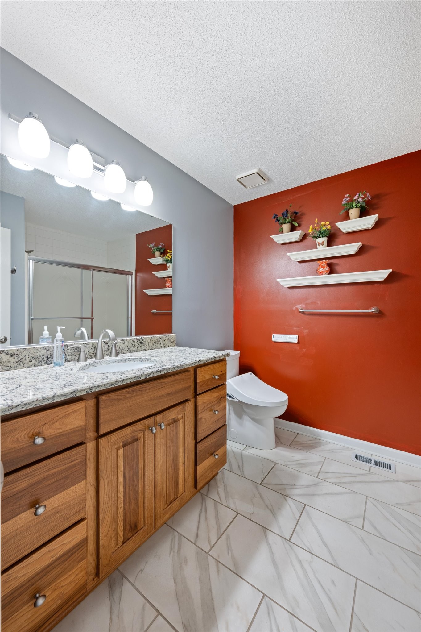 214 Juniper Dr
