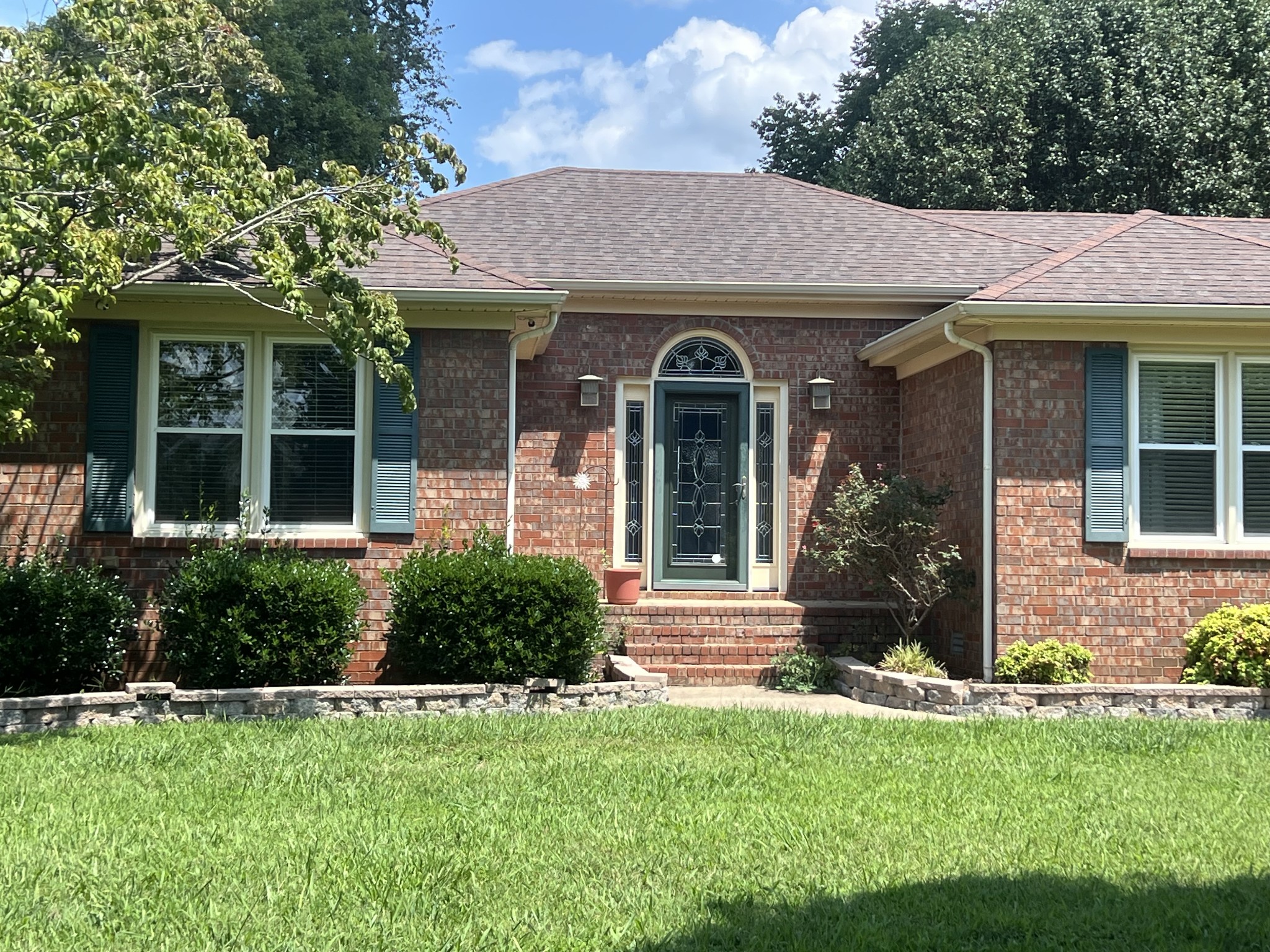 214 Juniper Dr