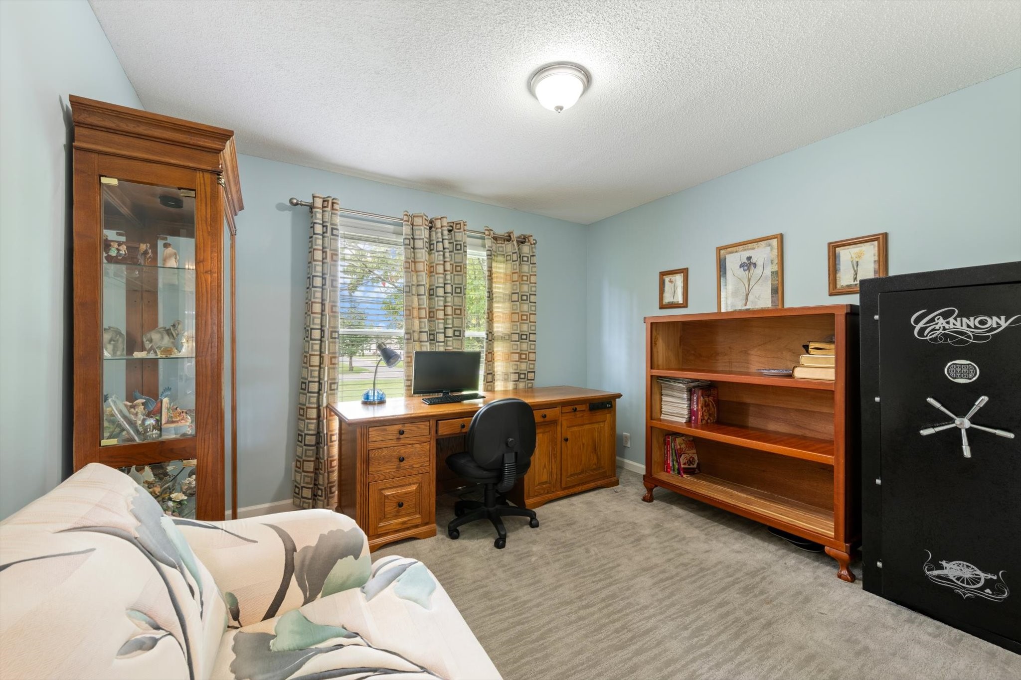 214 Juniper Dr
