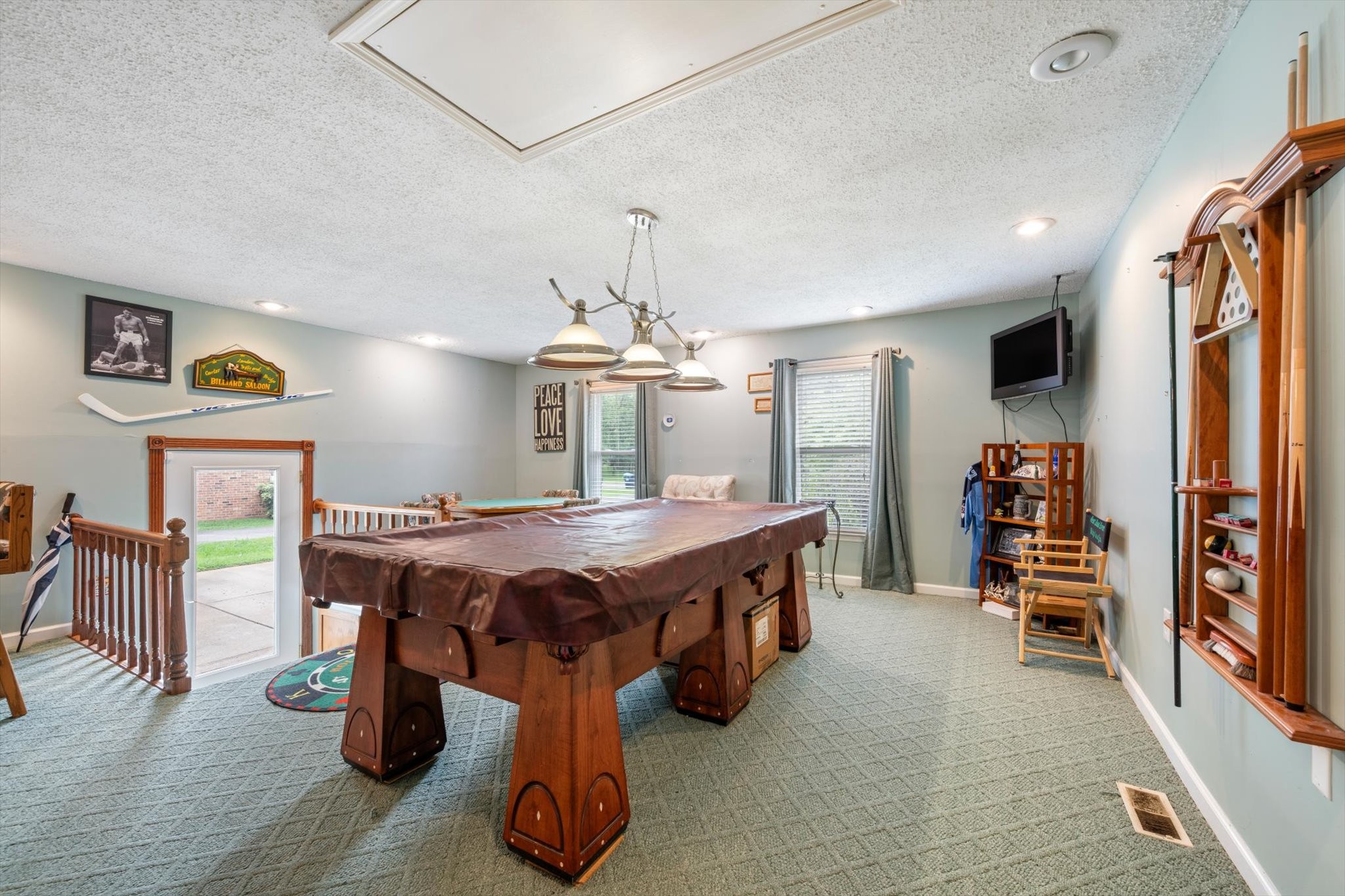 214 Juniper Dr