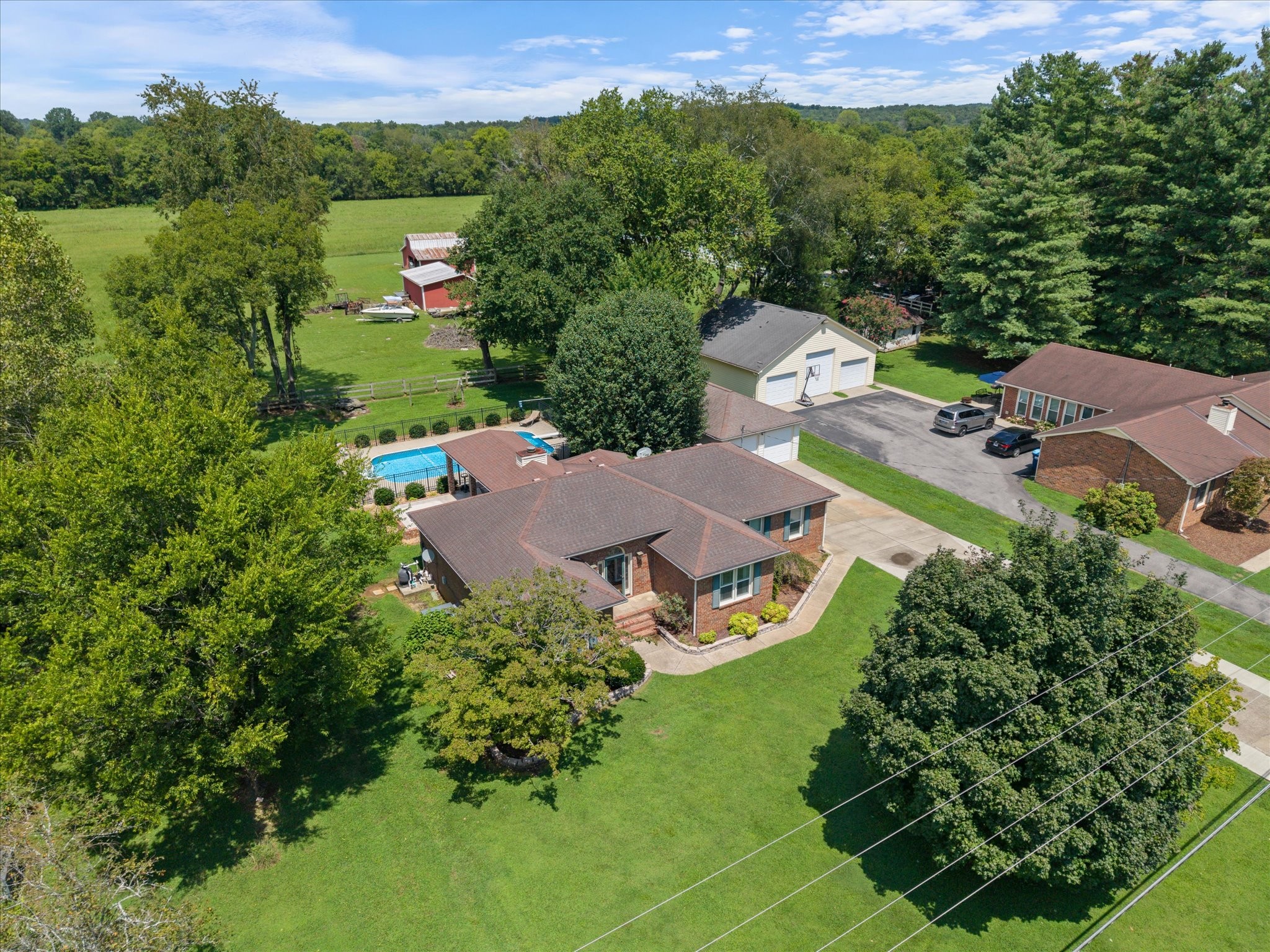 214 Juniper Dr
