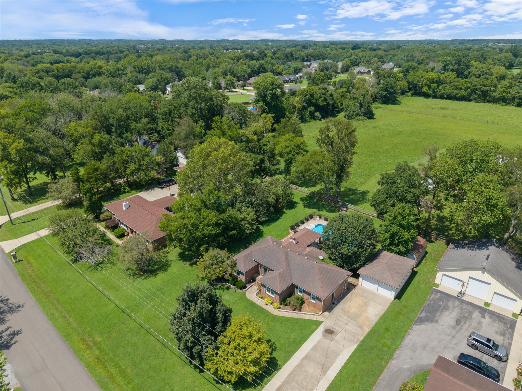 214 Juniper Dr