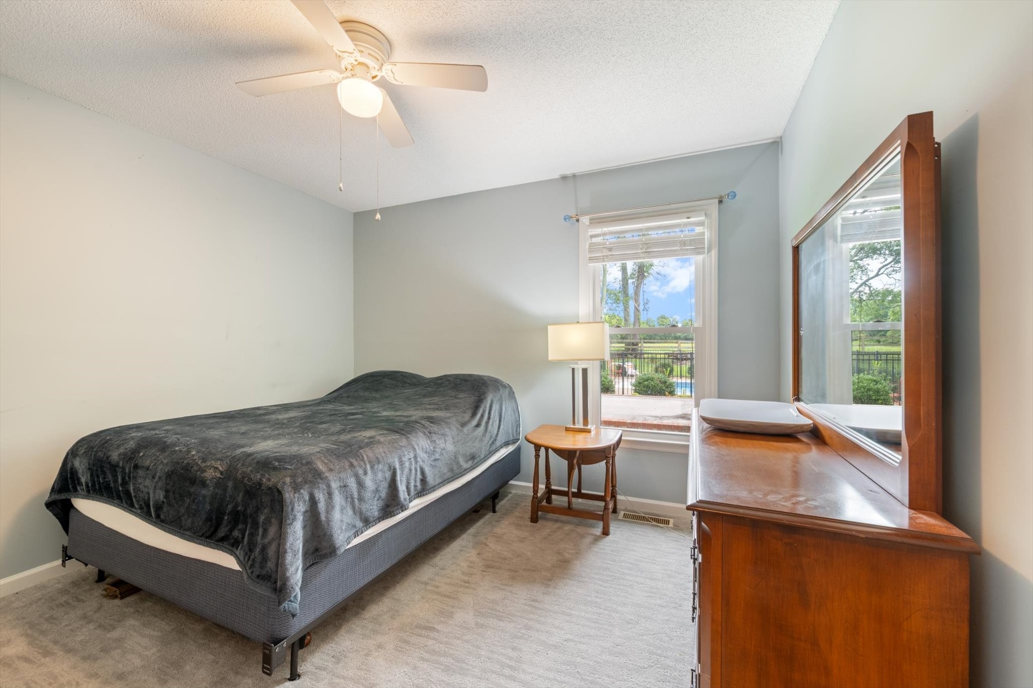 214 Juniper Dr