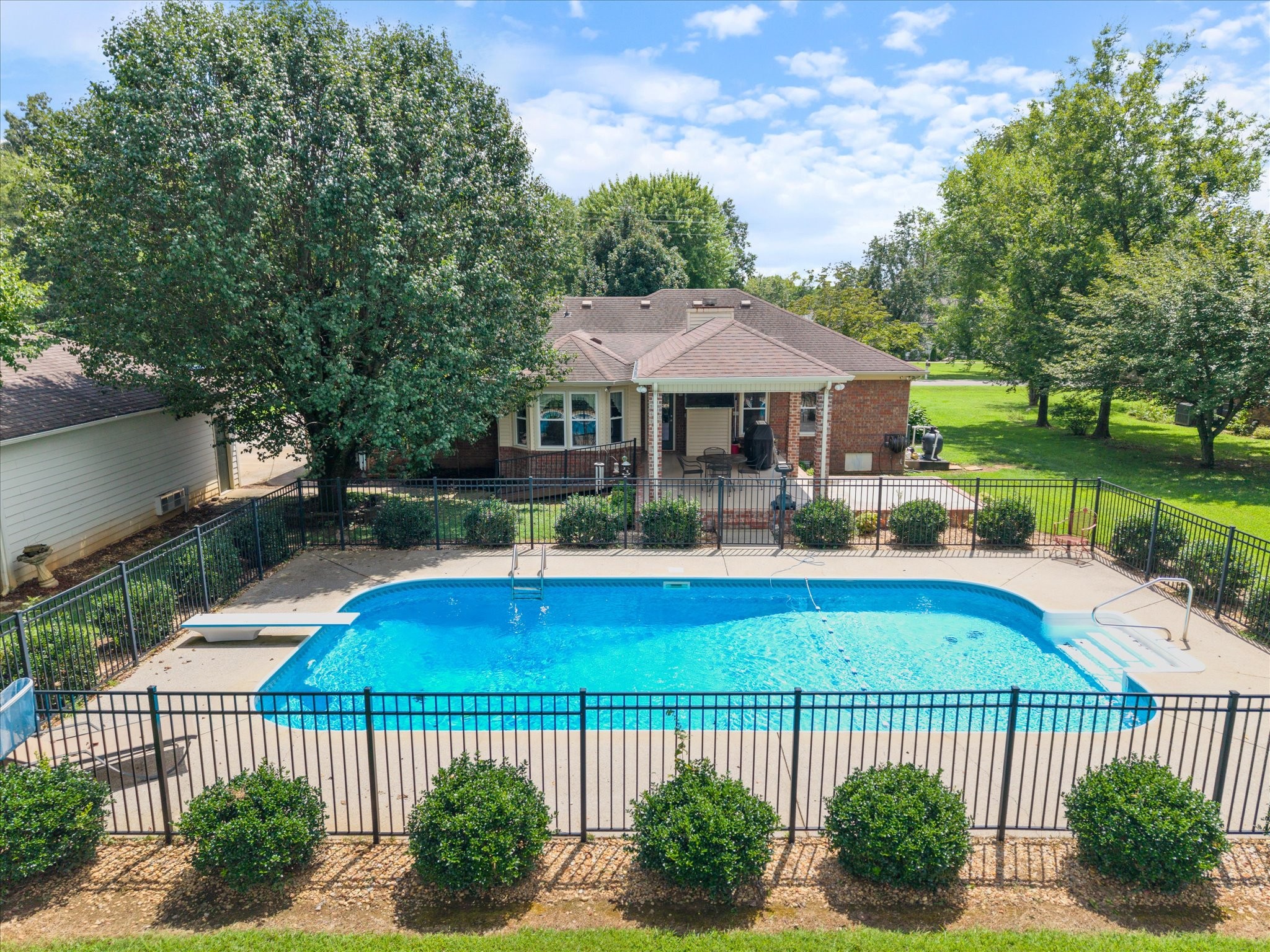 214 Juniper Dr