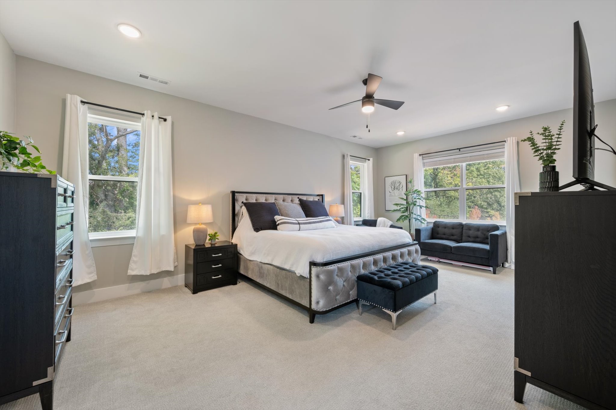 3262 Sassafras Ln