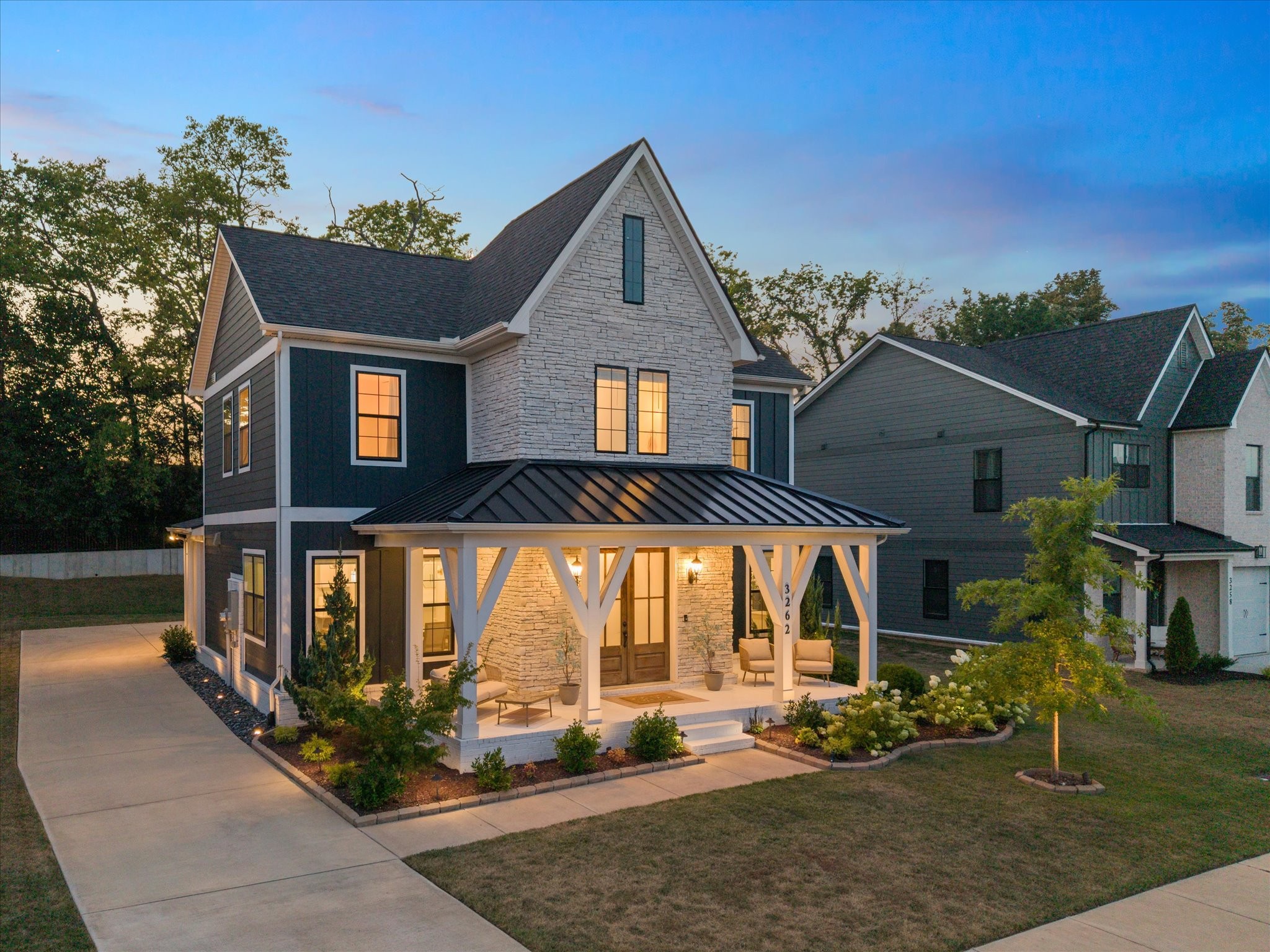 3262 Sassafras Ln