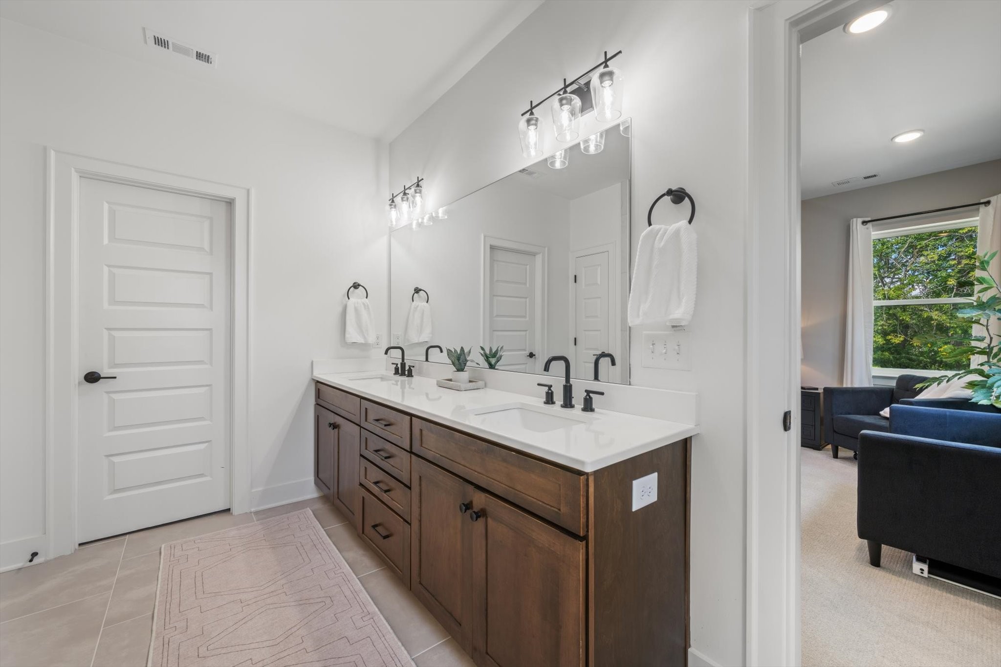 3262 Sassafras Ln