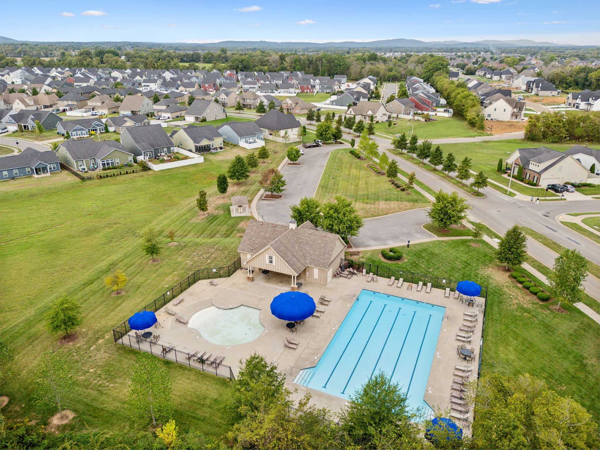 2622 Leawood Ct