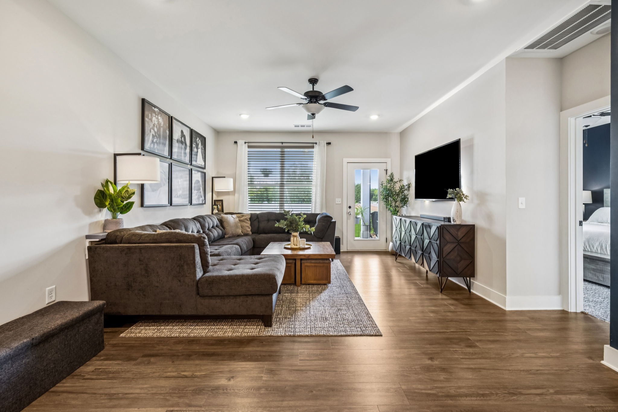 2622 Leawood Ct