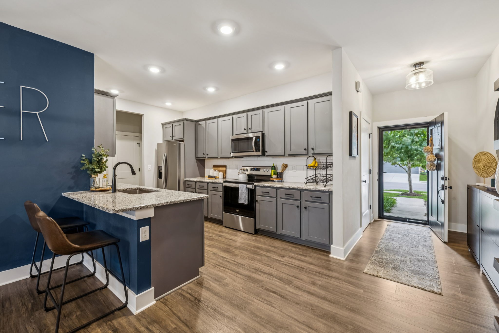 2622 Leawood Ct