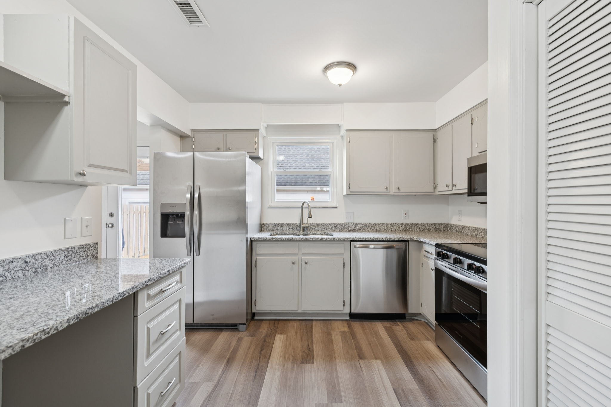 3880 Priest Lake Dr Unit: 66