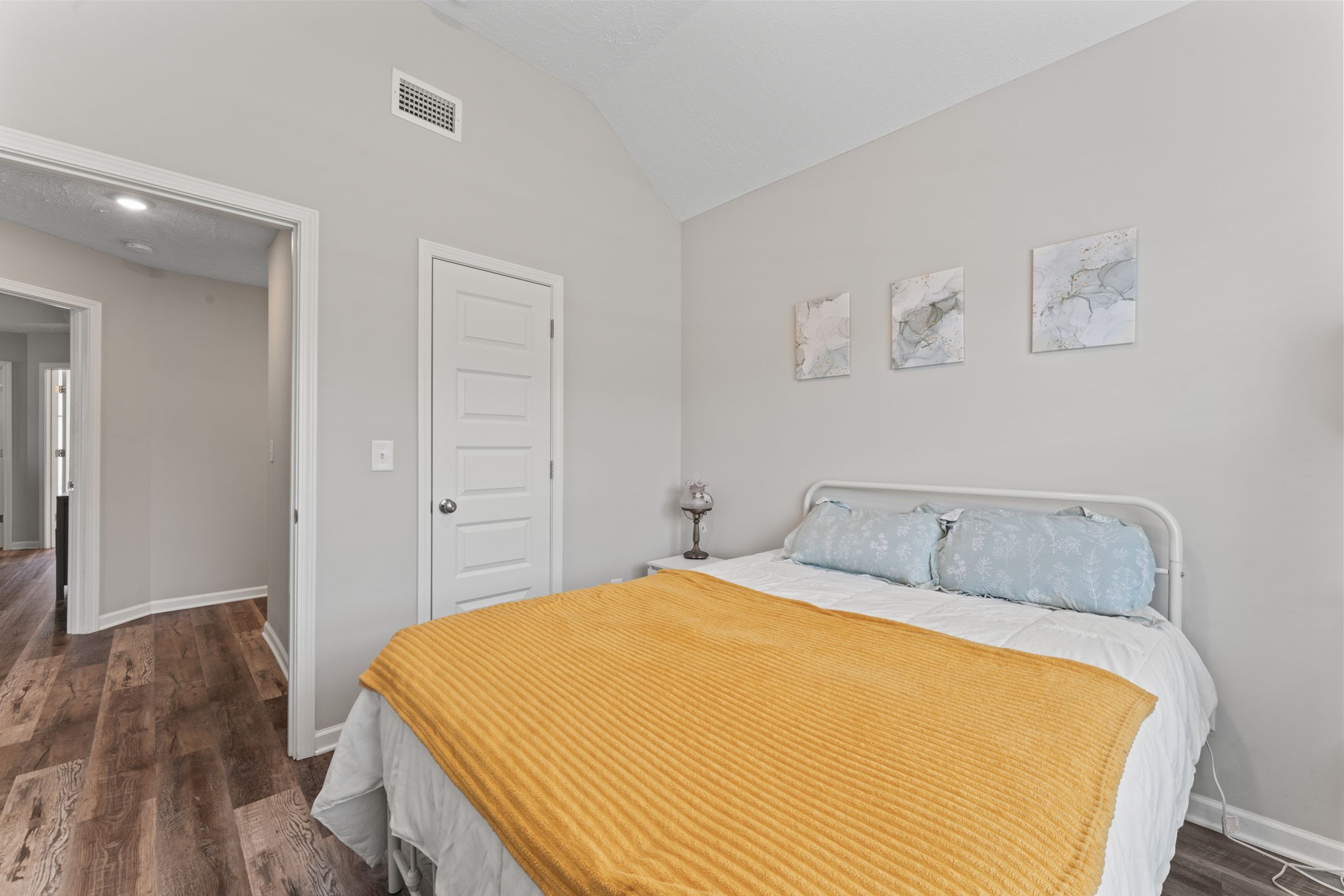 52 Blanford Cir