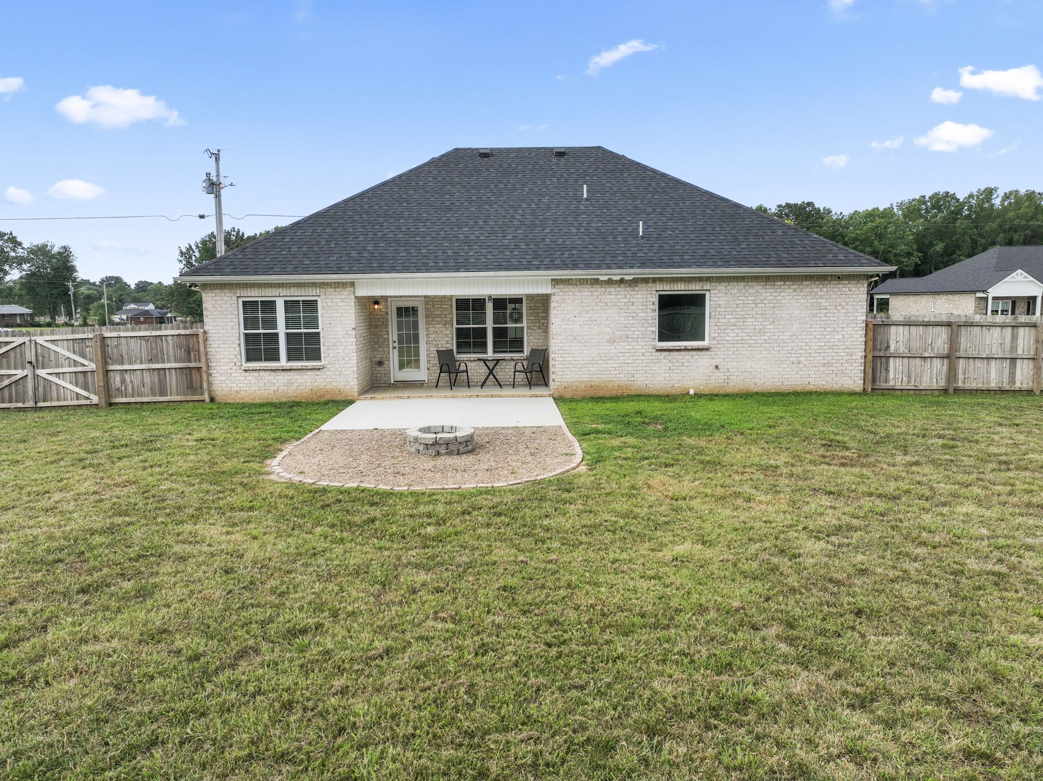 52 Blanford Cir