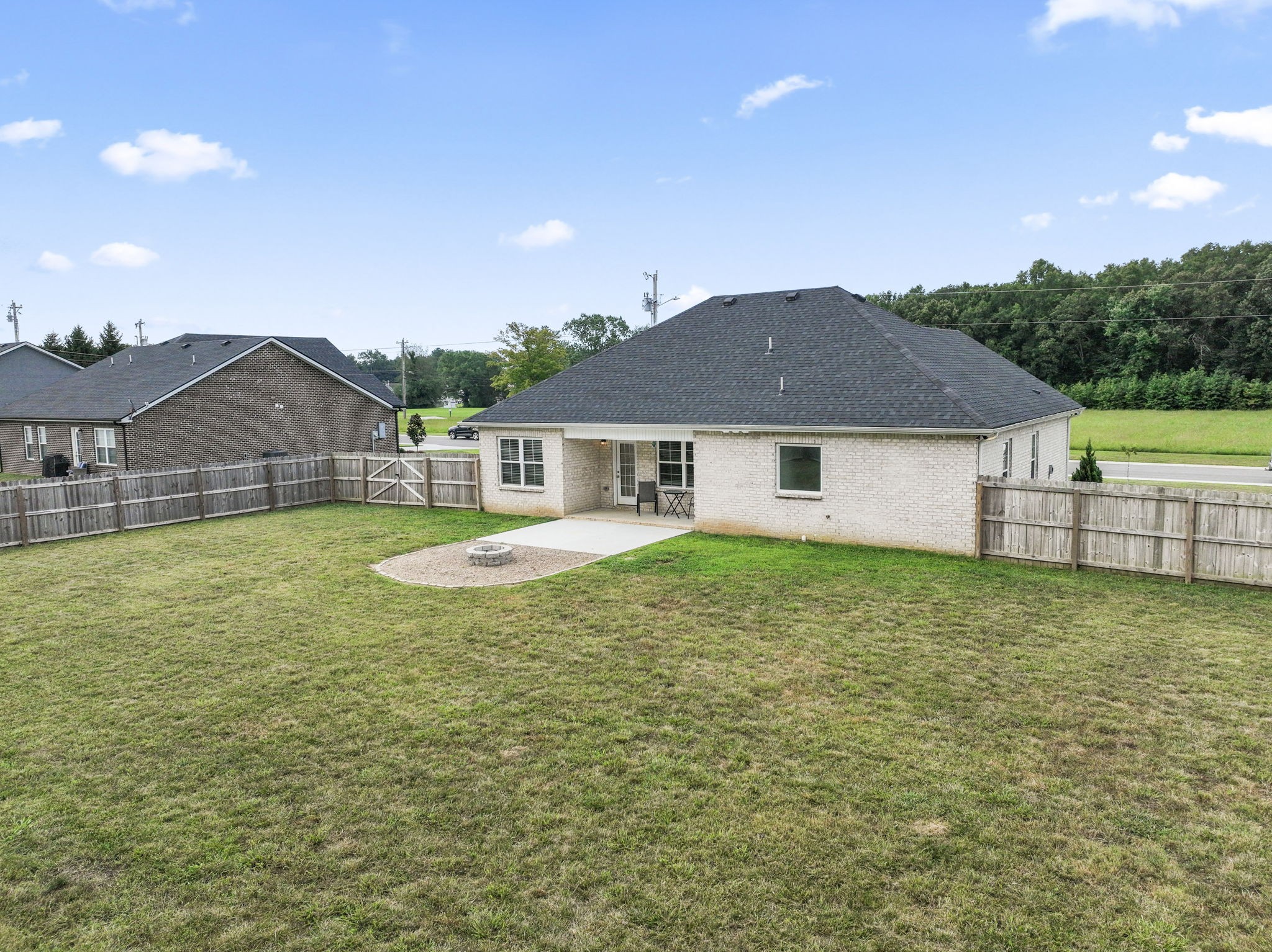 52 Blanford Cir