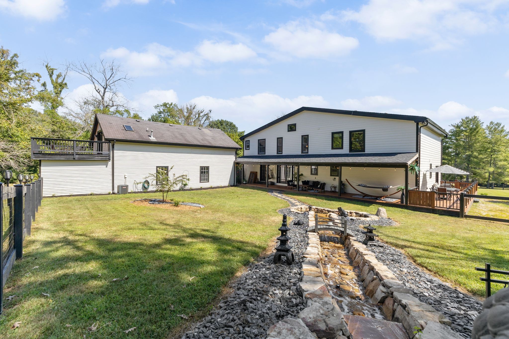 809 Sneed Rd, W