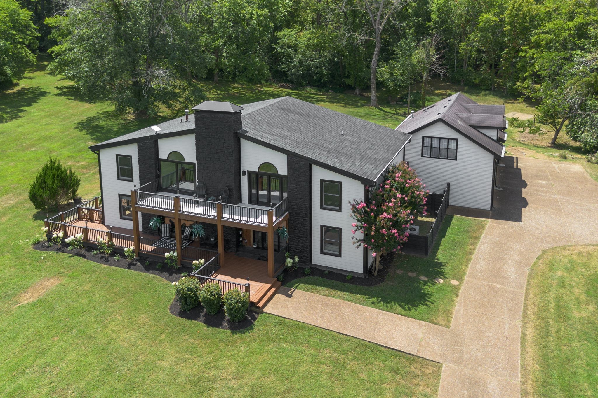 809 Sneed Rd, W