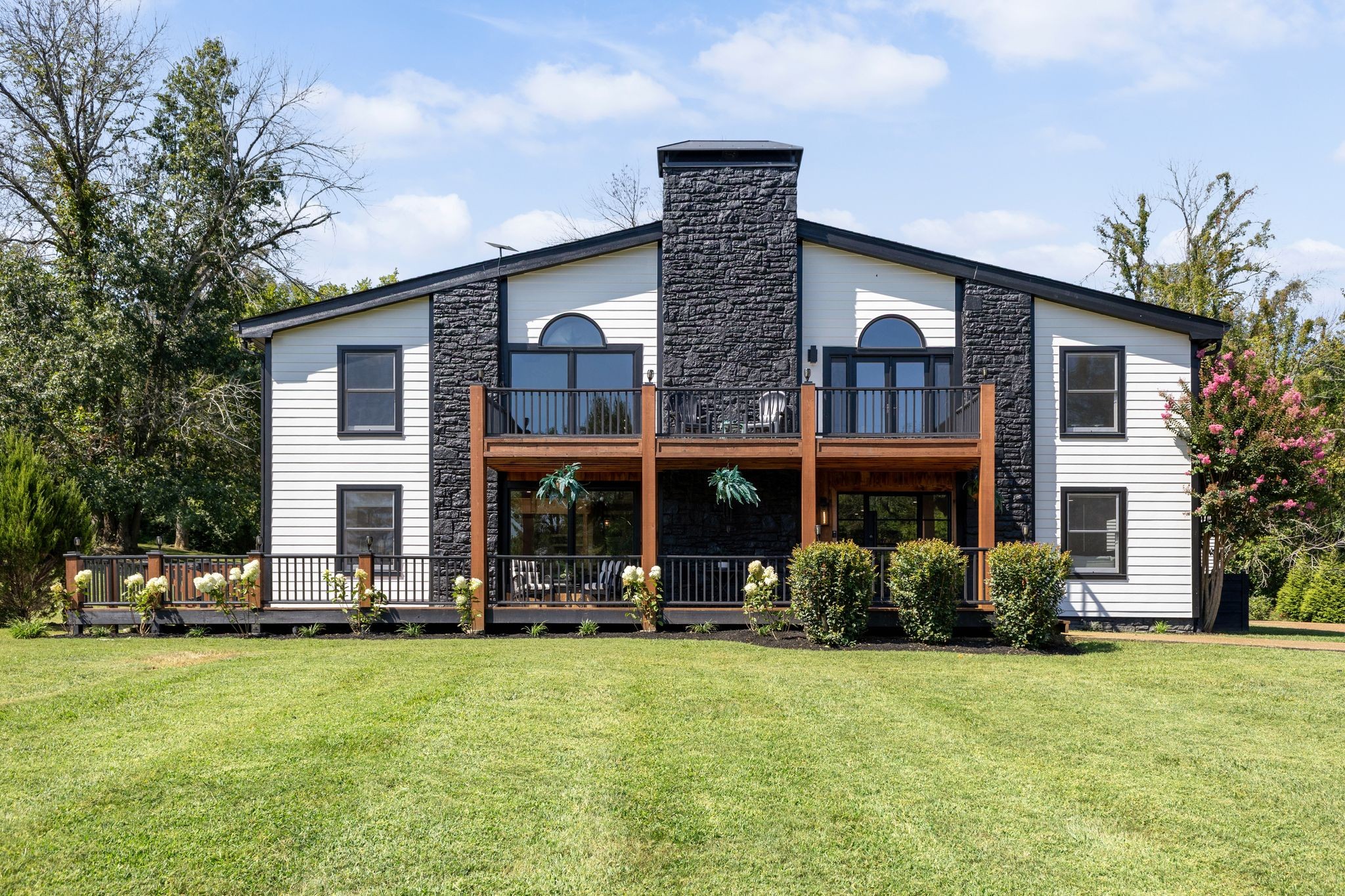 809 Sneed Rd, W