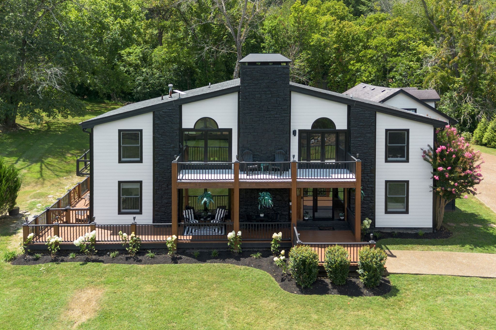 809 Sneed Rd, W