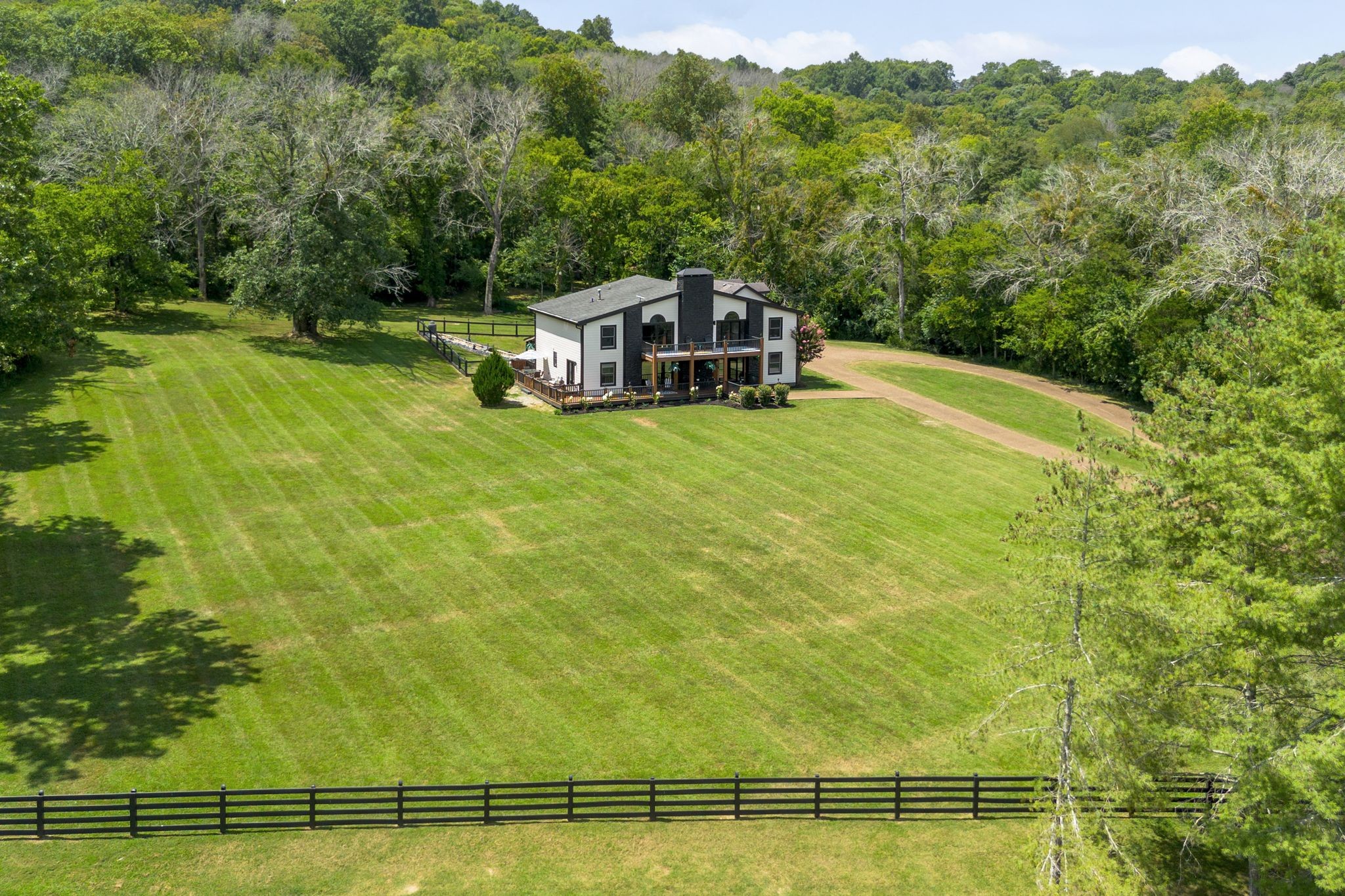 809 Sneed Rd, W