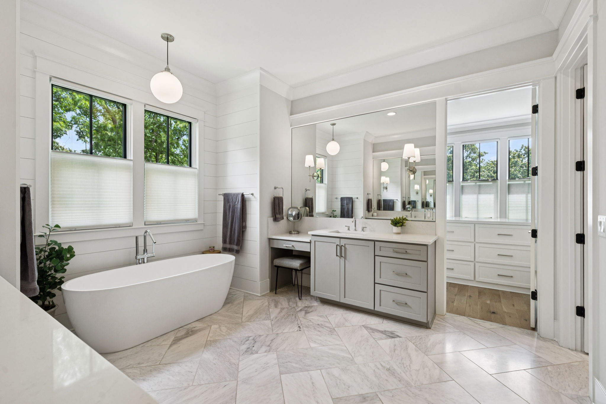 5116 Williamsburg Rd