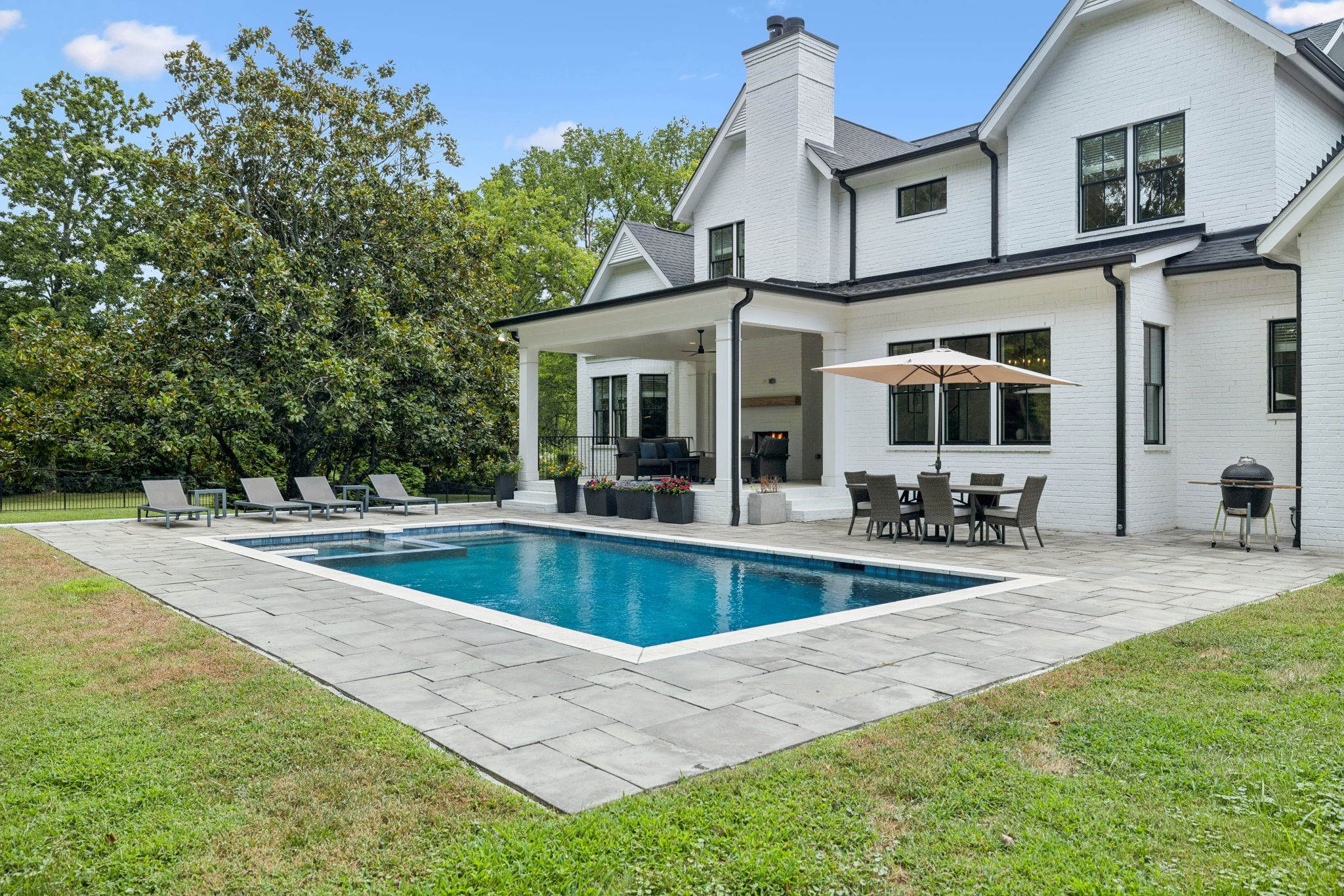 5116 Williamsburg Rd