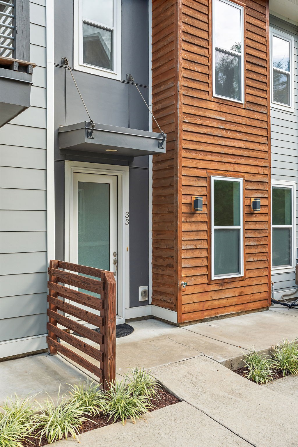 700 James Ave Unit: 33
