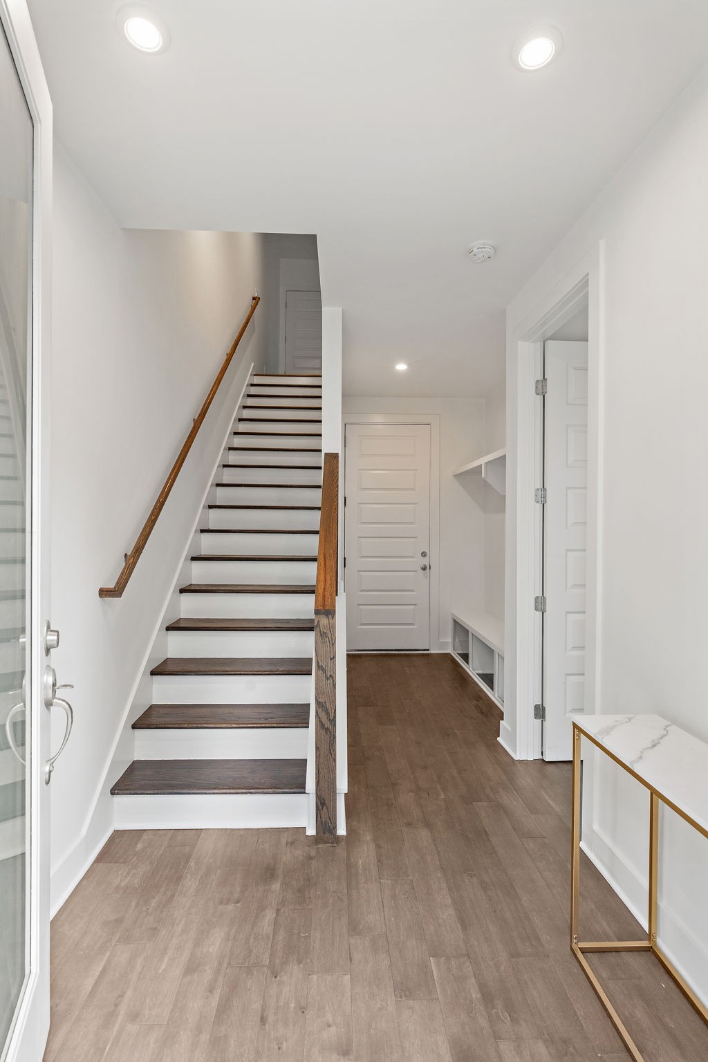 700 James Ave Unit: 33