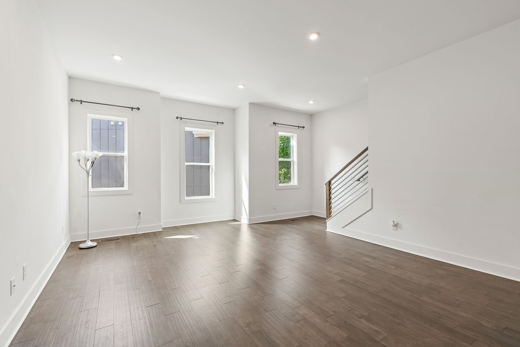 700 James Ave Unit: 33