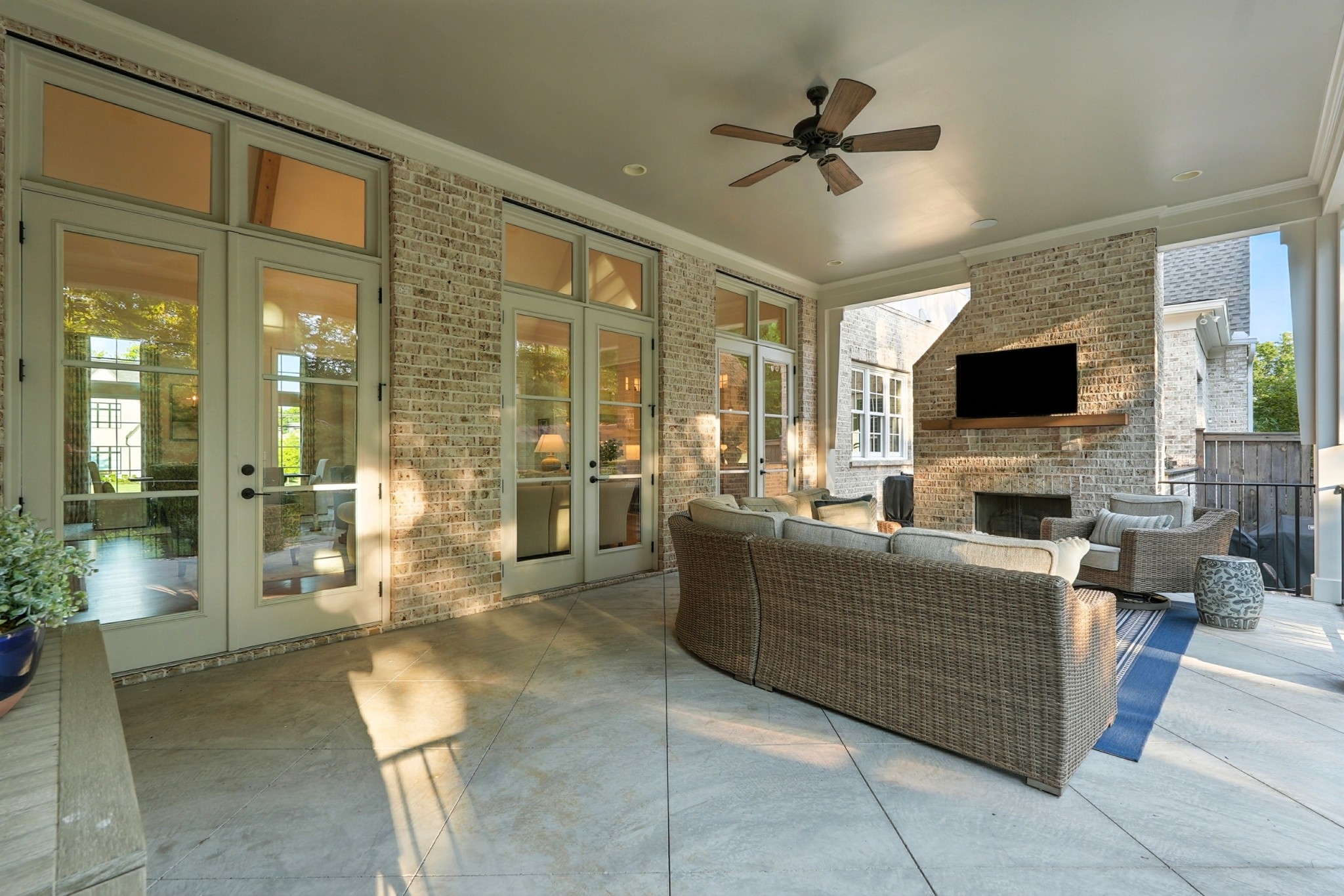 509 Doubleday Ln