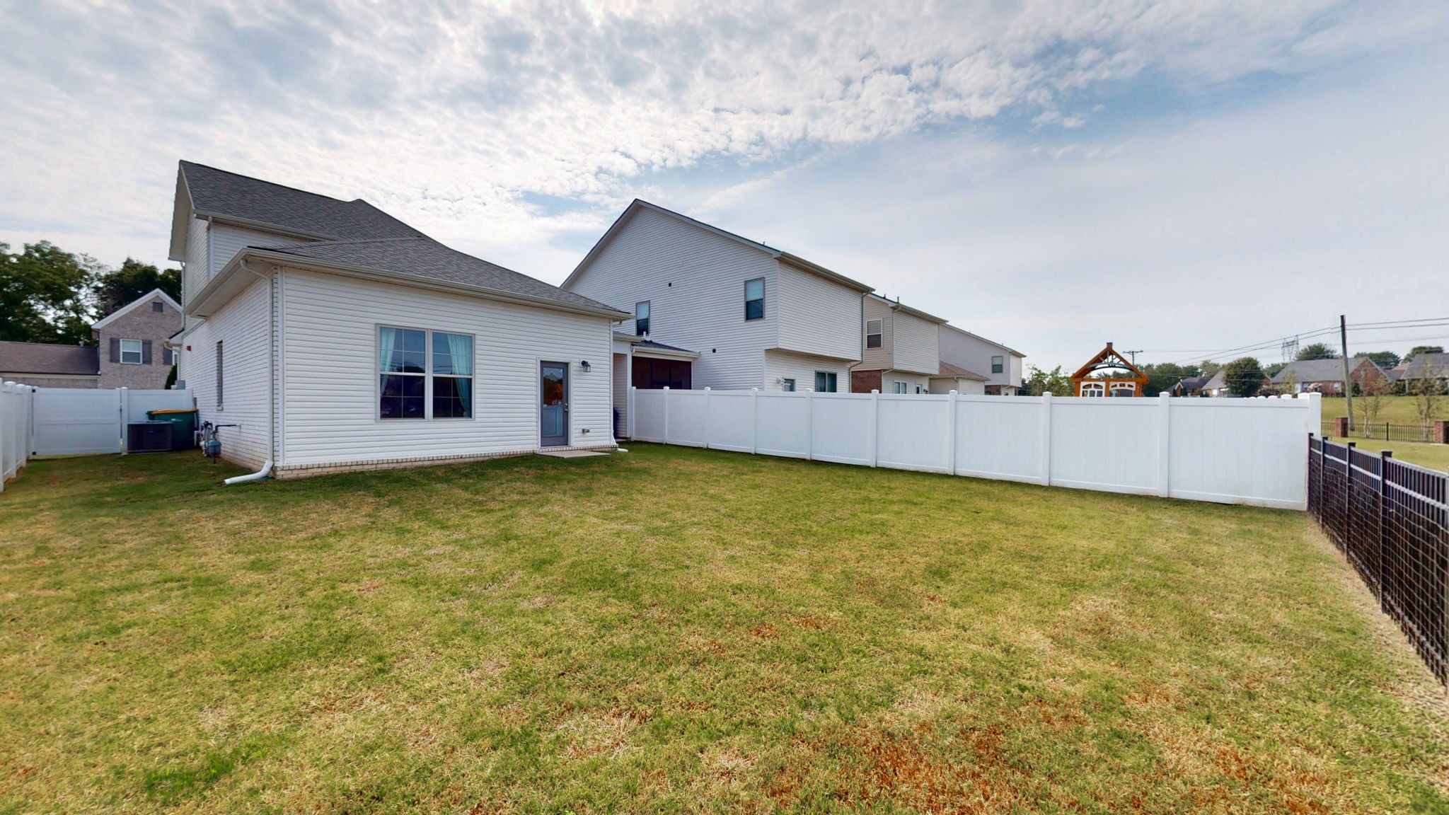 122 Bellagio Villas Dr