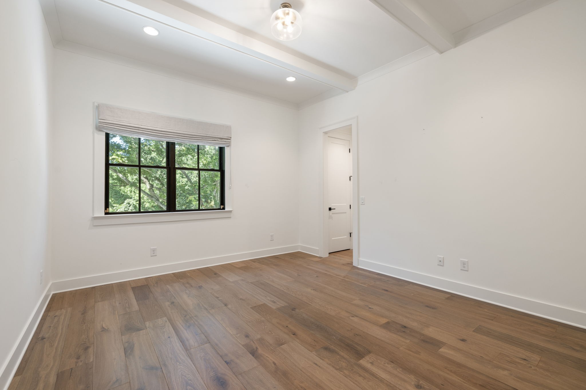 4125 Outer Dr
