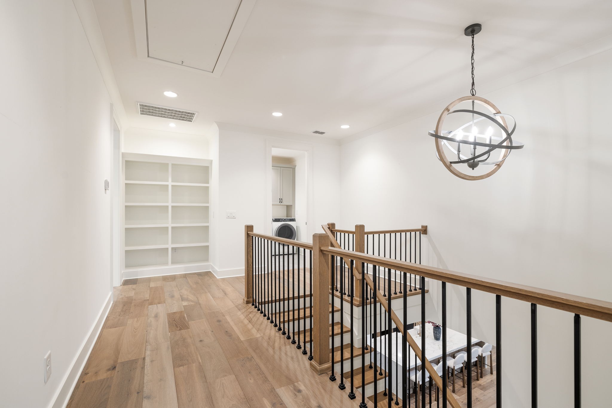 4125 Outer Dr