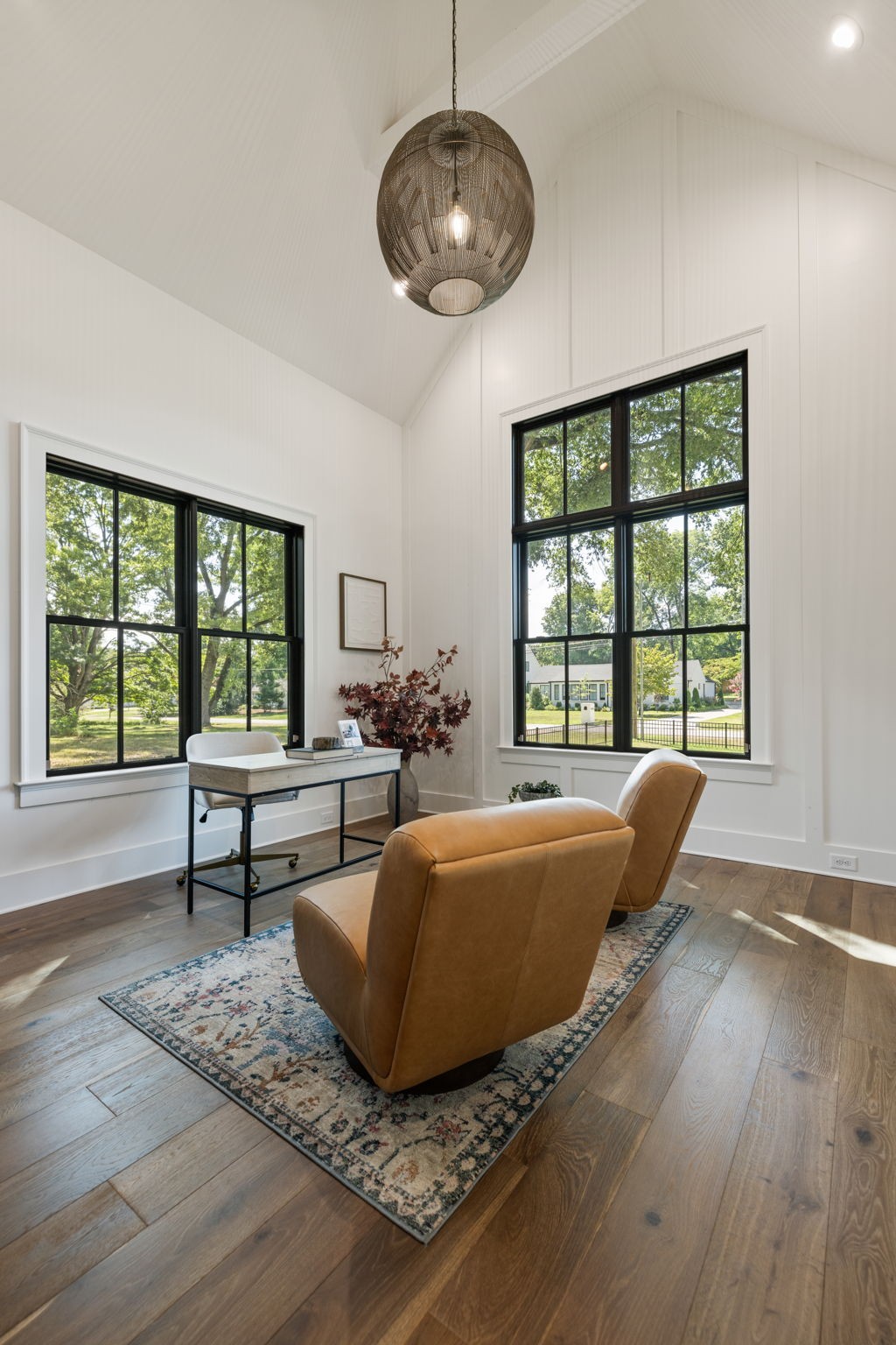 4125 Outer Dr