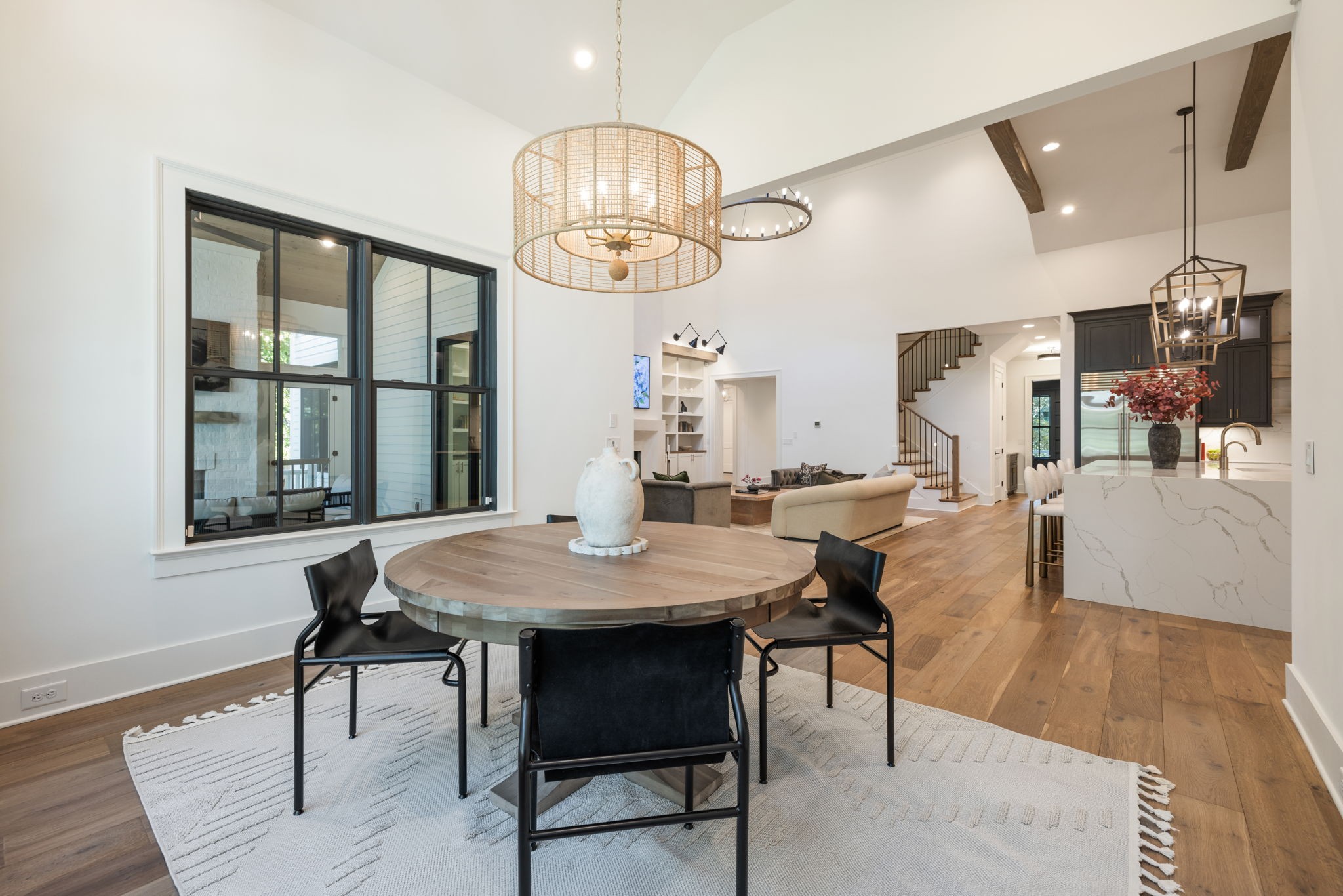 4125 Outer Dr