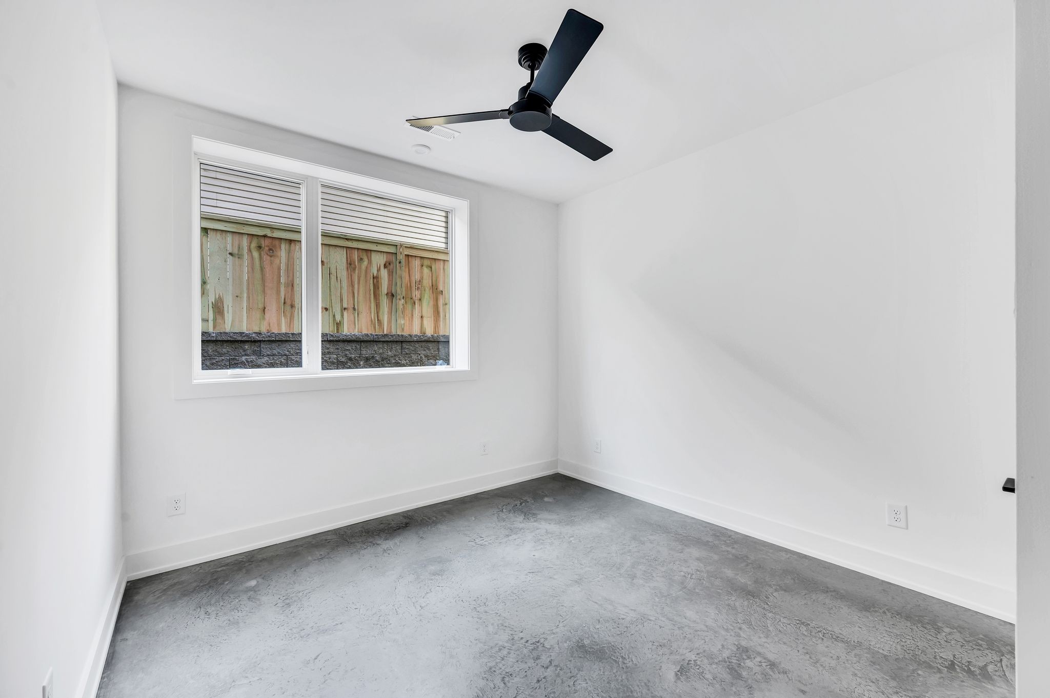 18 Willis St Unit: B