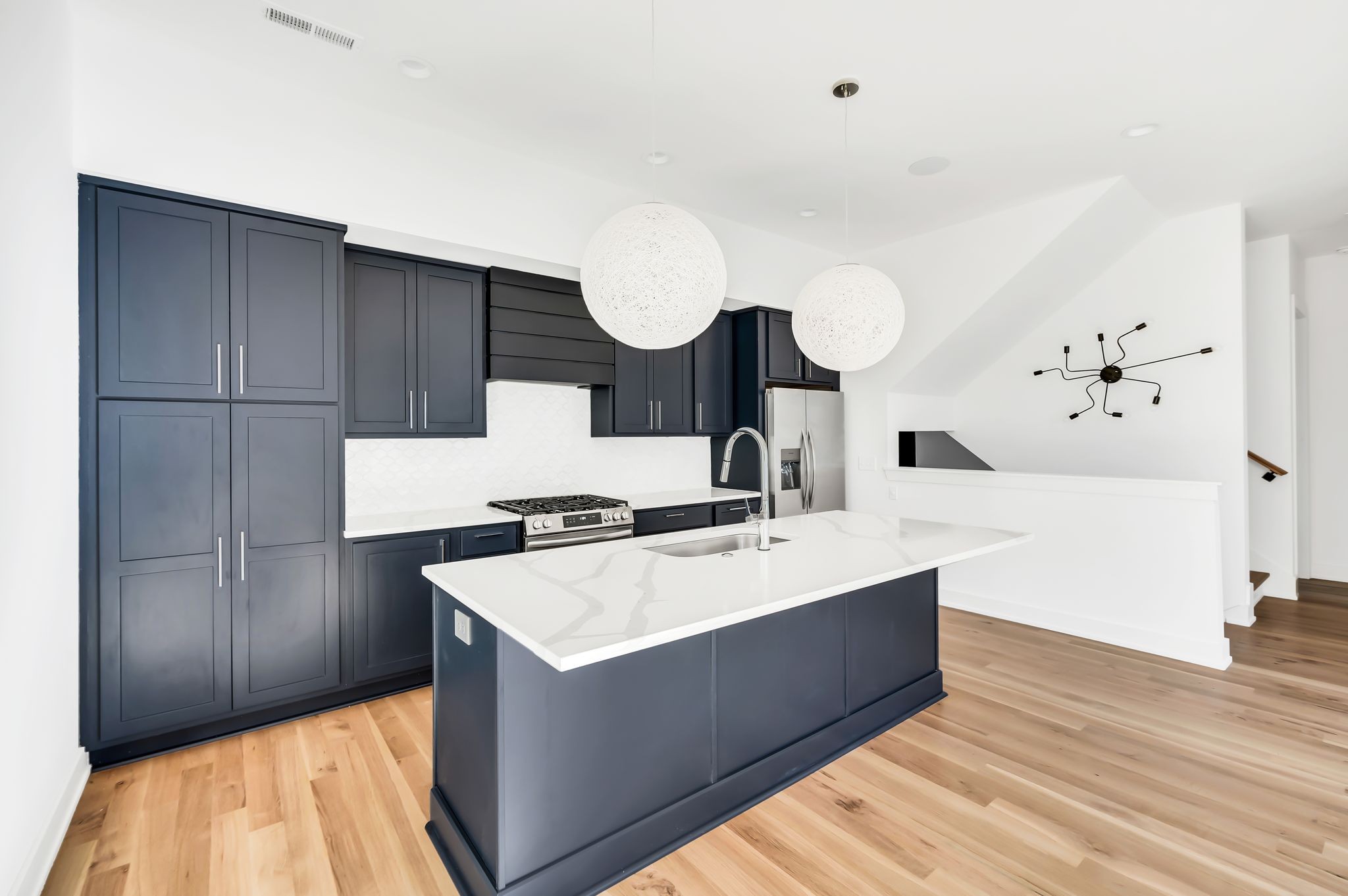 18 Willis St Unit: B