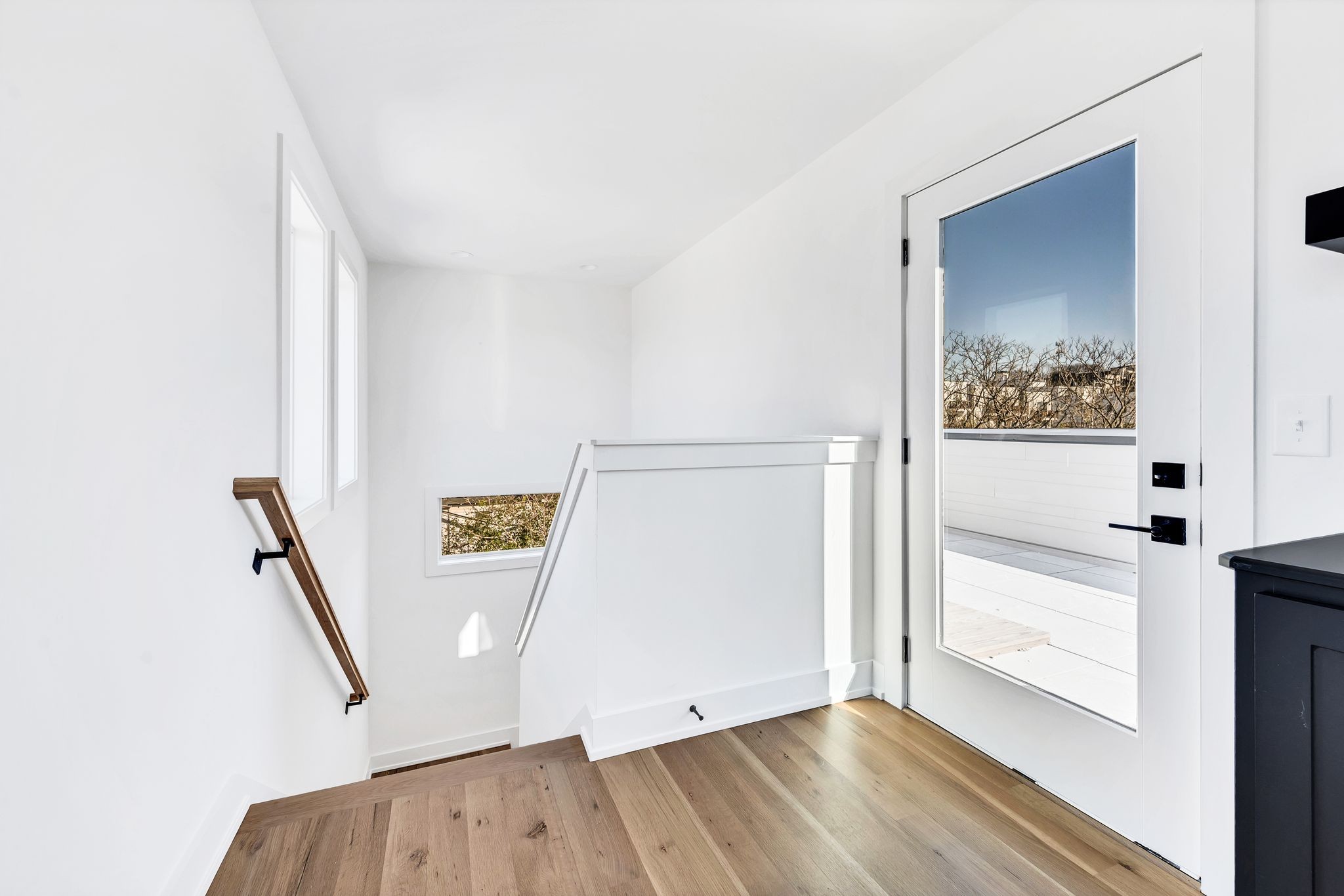 18 Willis St Unit: B