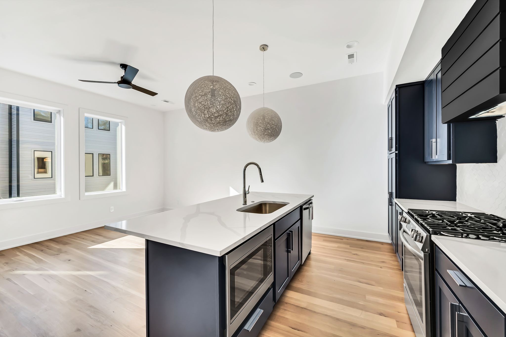 18 Willis St Unit: B