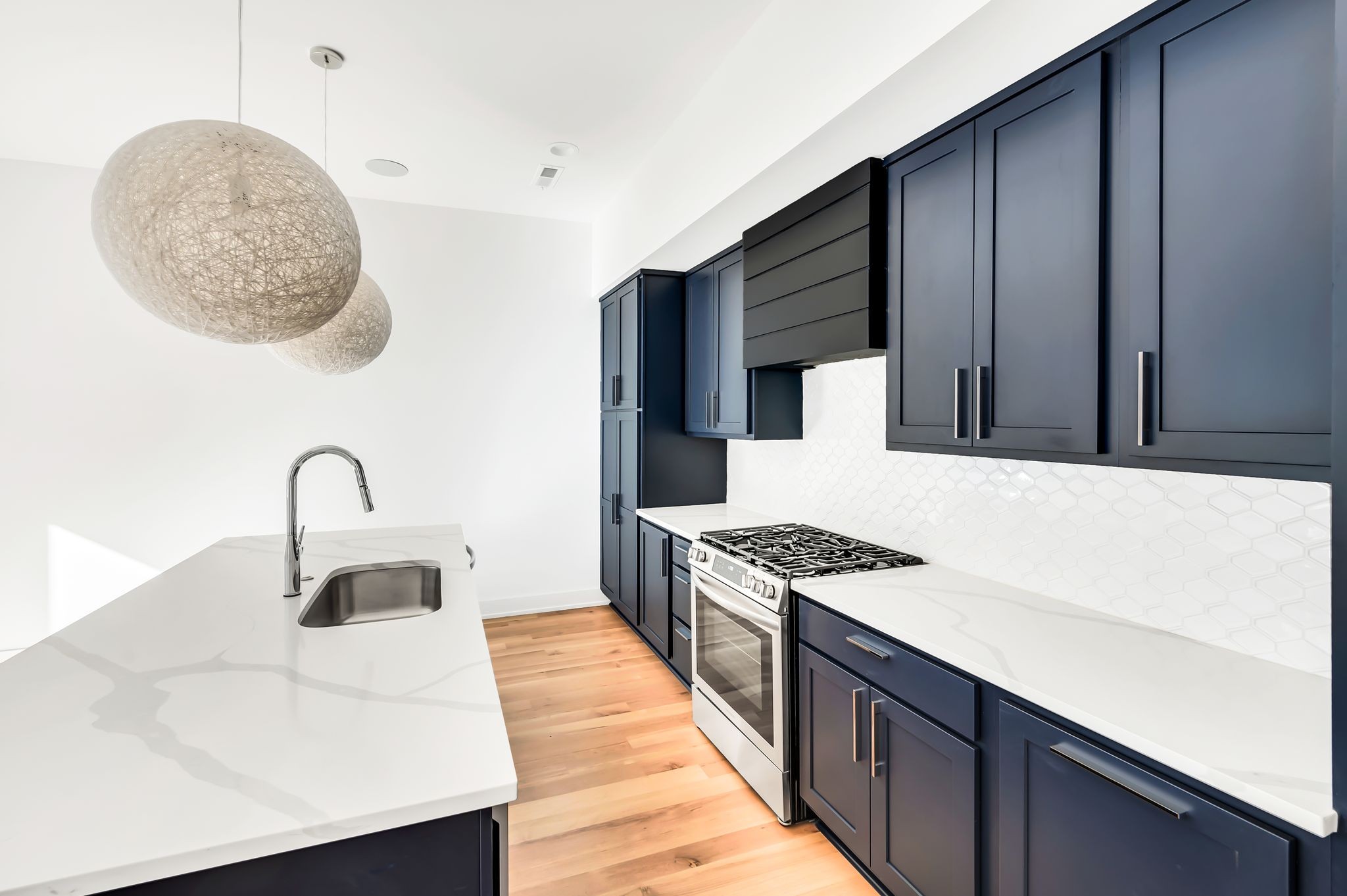 18 Willis St Unit: B