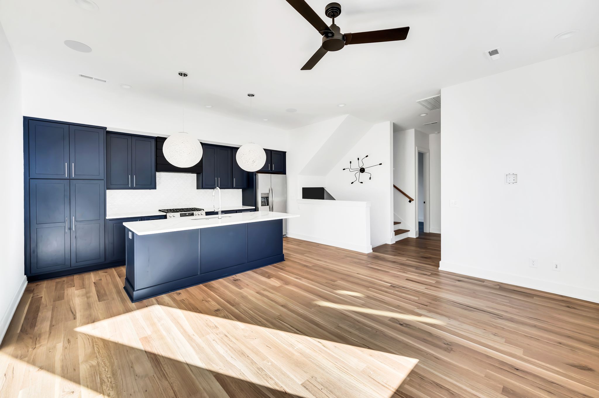 18 Willis St Unit: B