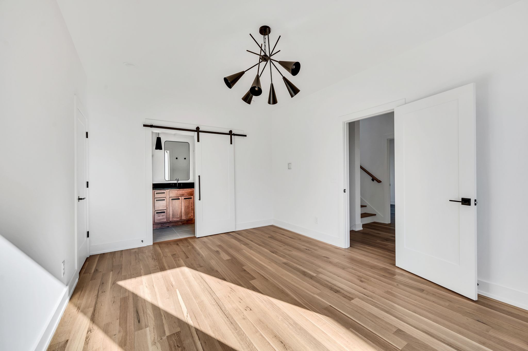 18 Willis St Unit: B