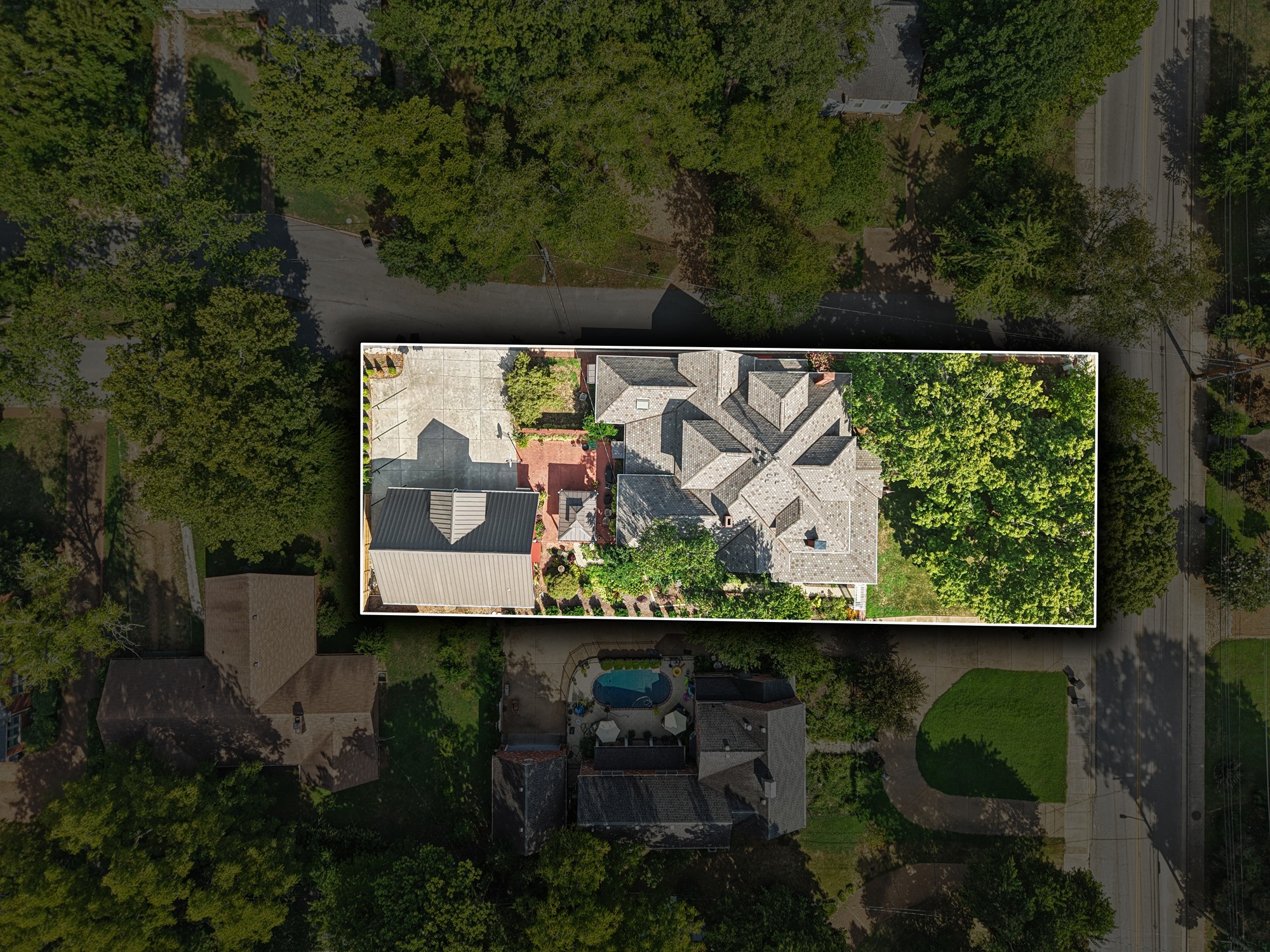 1019 E Main St